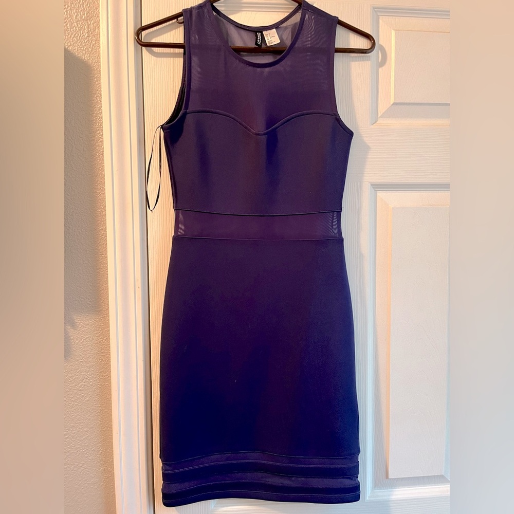 H&M DIVIDED body-con cocktail mini dress